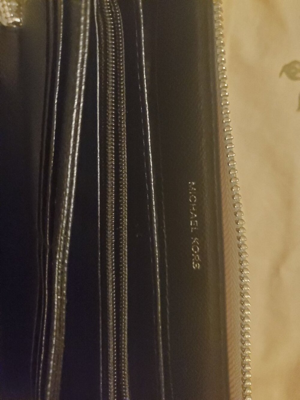 Michael Kors Jet Set Large Metallic Wallet - Picture 8 of 11